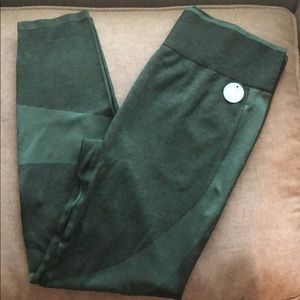 PINK: New Seamless, Ivy Workout Tights